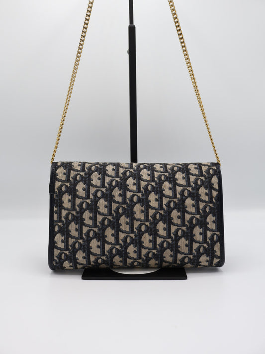 CHRISTIAN DIOR SHOULDER BAG