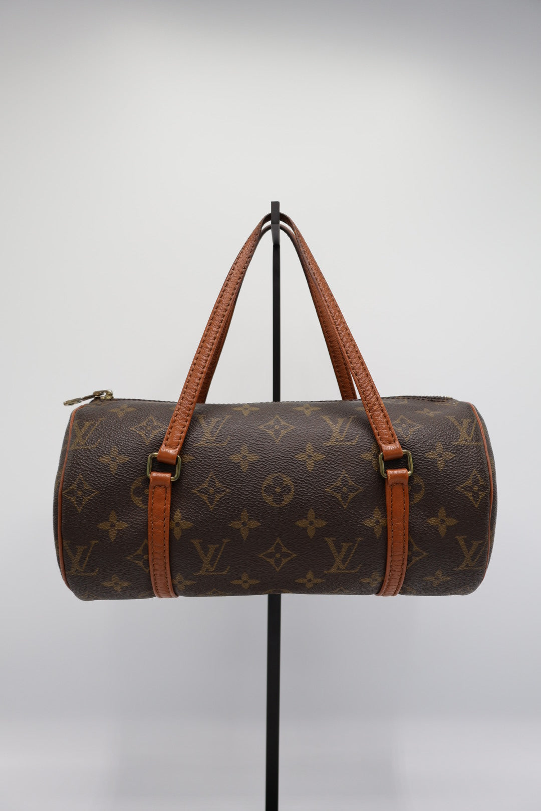 LOUIS VUITTON PAPILLON 26