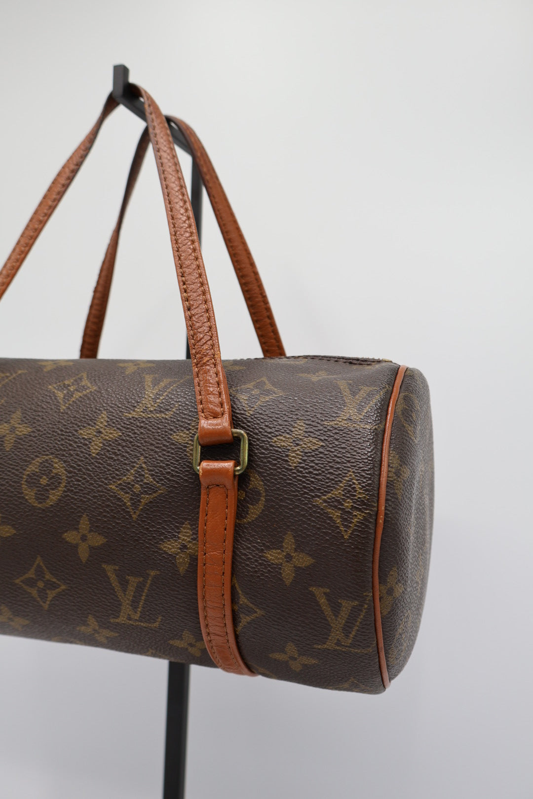 LOUIS VUITTON PAPILLON 26