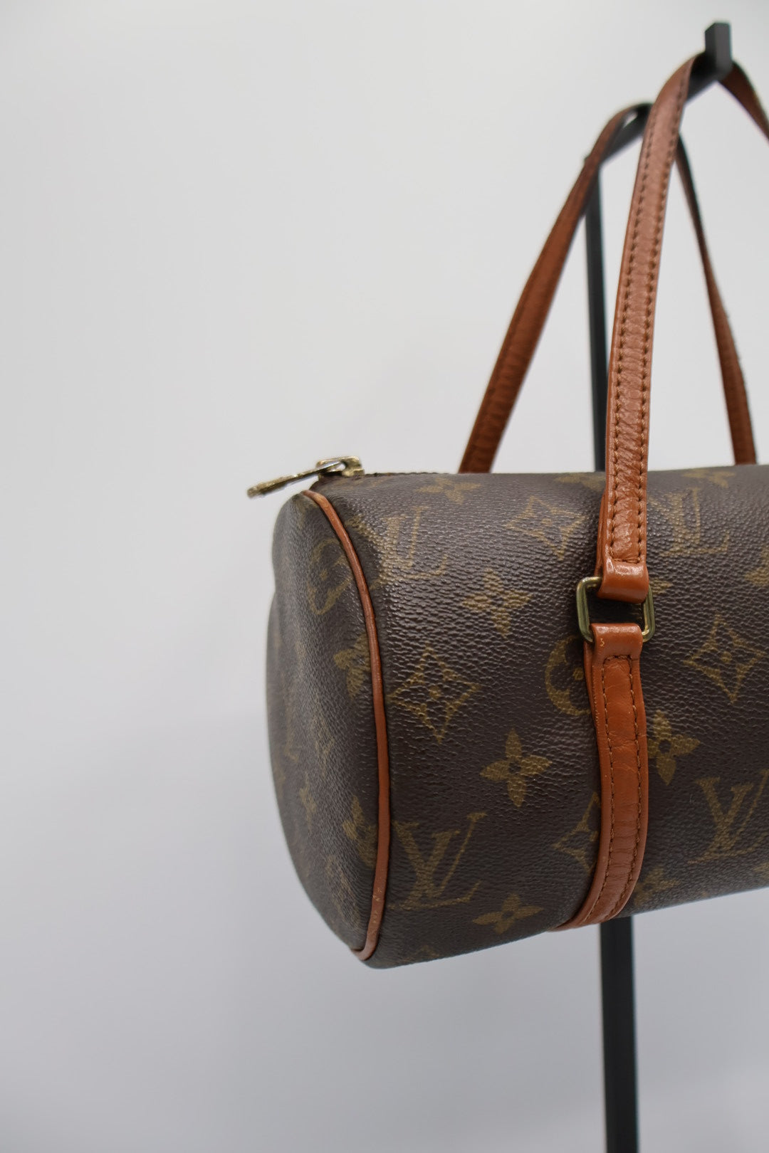 LOUIS VUITTON PAPILLON 26