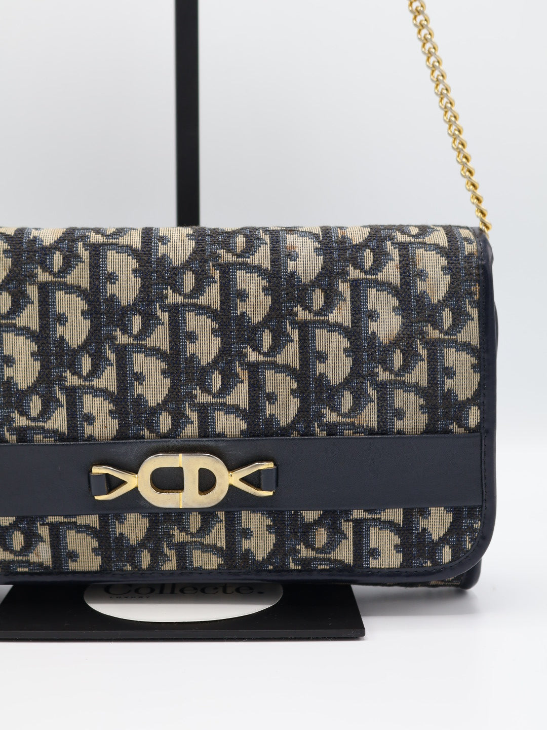CHRISTIAN DIOR SHOULDER BAG