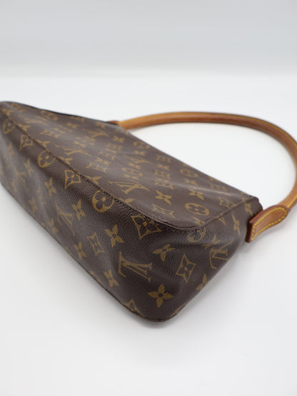 LOUIS VUITTON LOOPING PM
