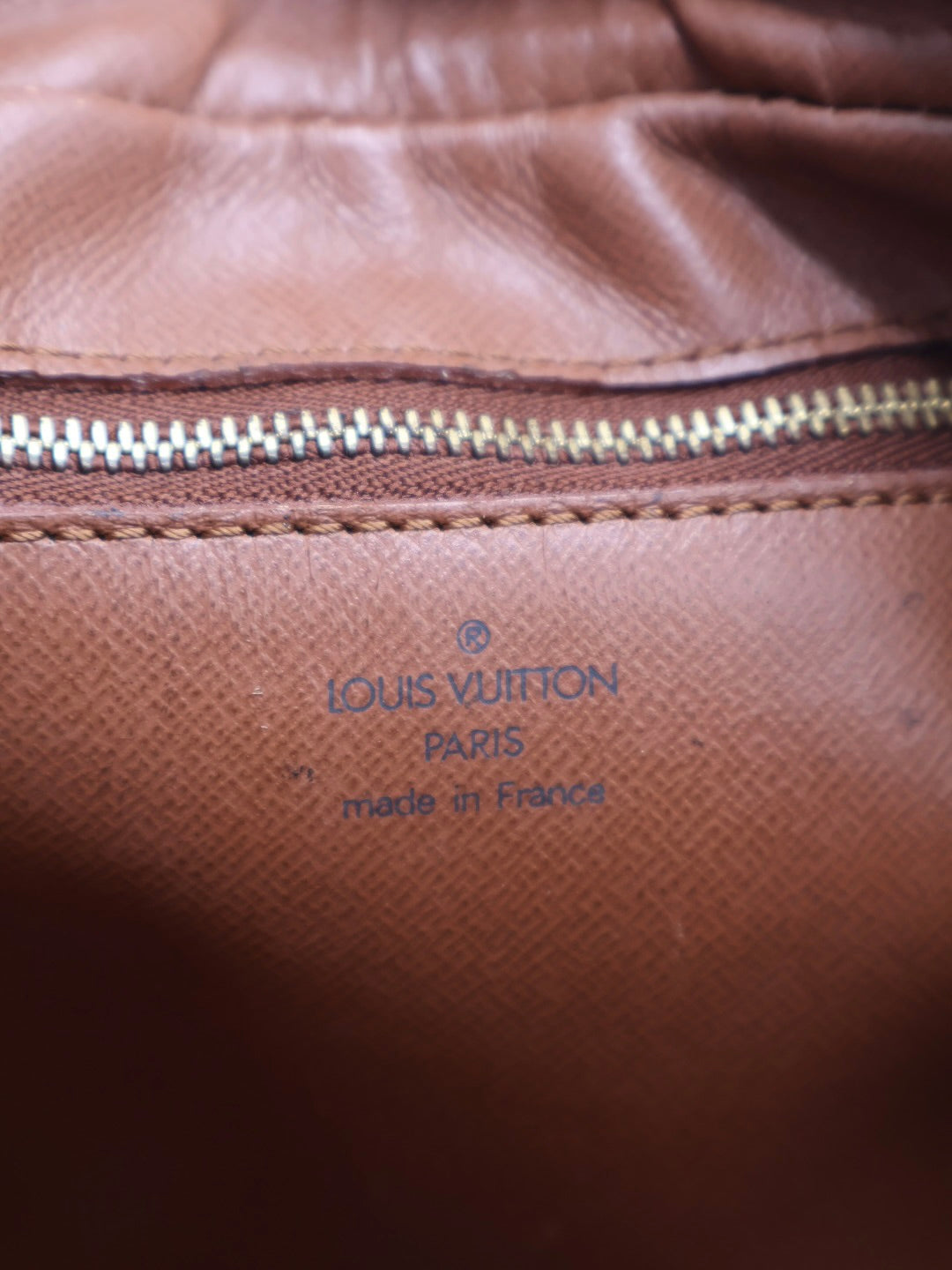 LOUIS VUITTON JEUNEFILLE GM