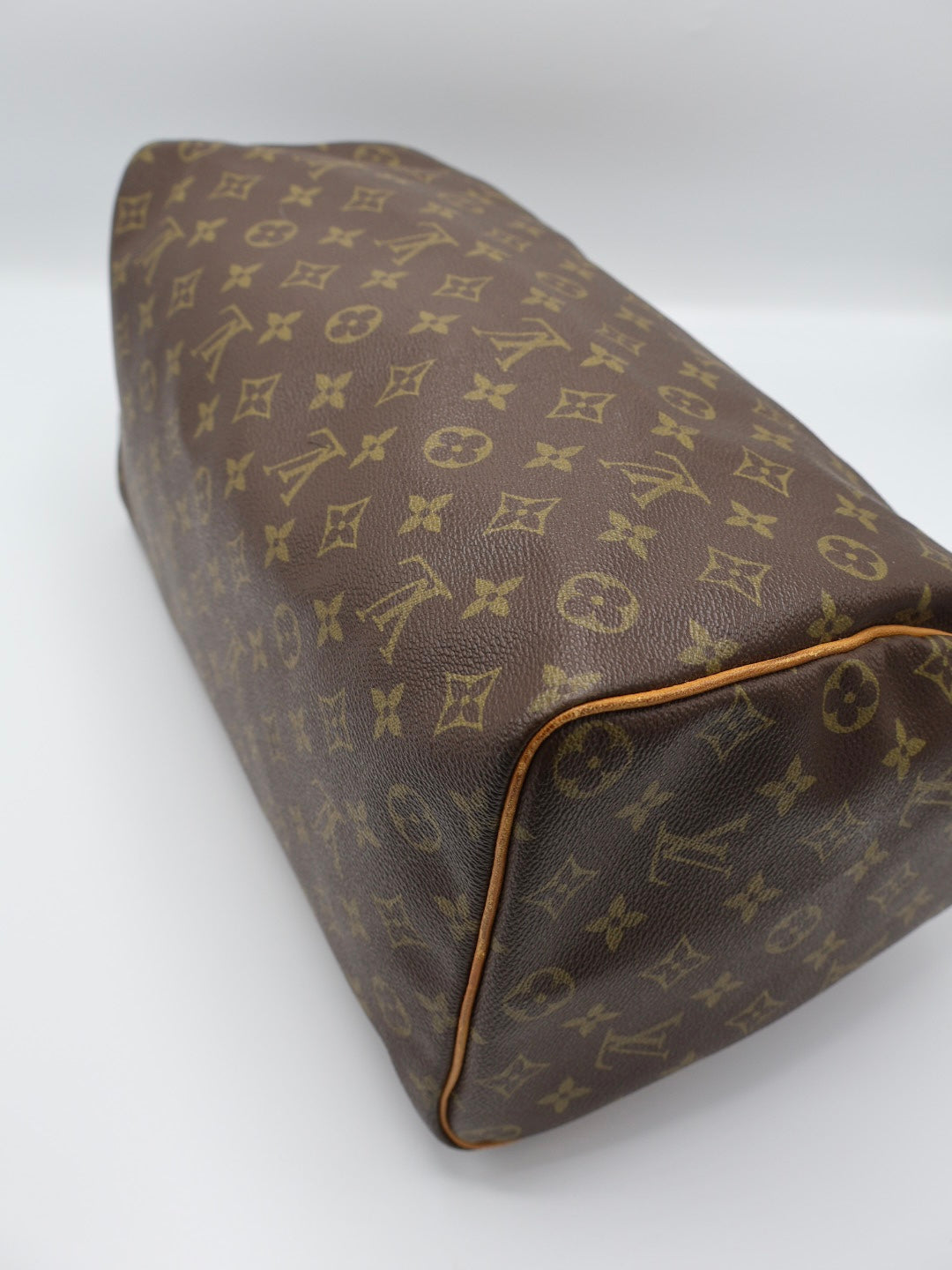 LOUIS VUITTON SPEEDY 35
