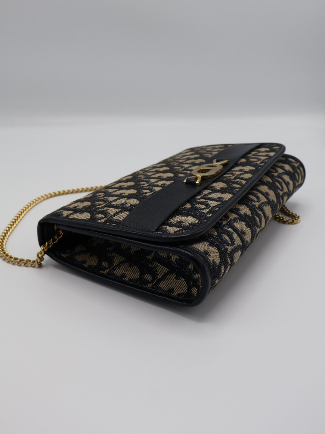 CHRISTIAN DIOR SHOULDER BAG
