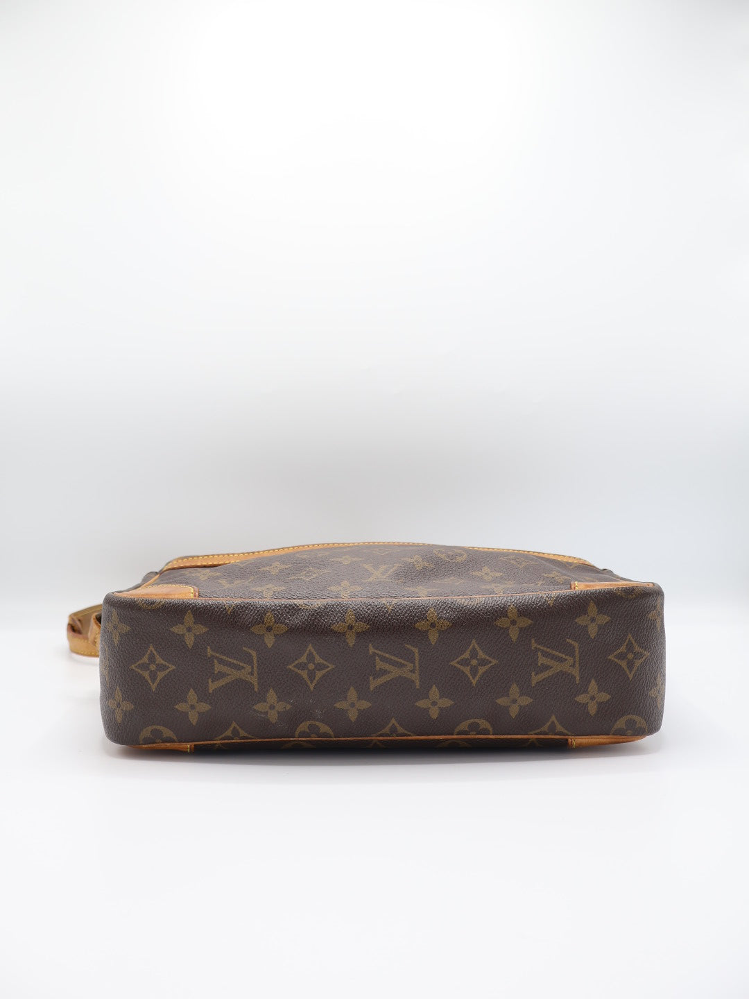 LOUIS VUITTON TROCADERO 30