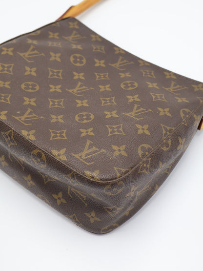 LOUIS VUITTON LOOPING MM