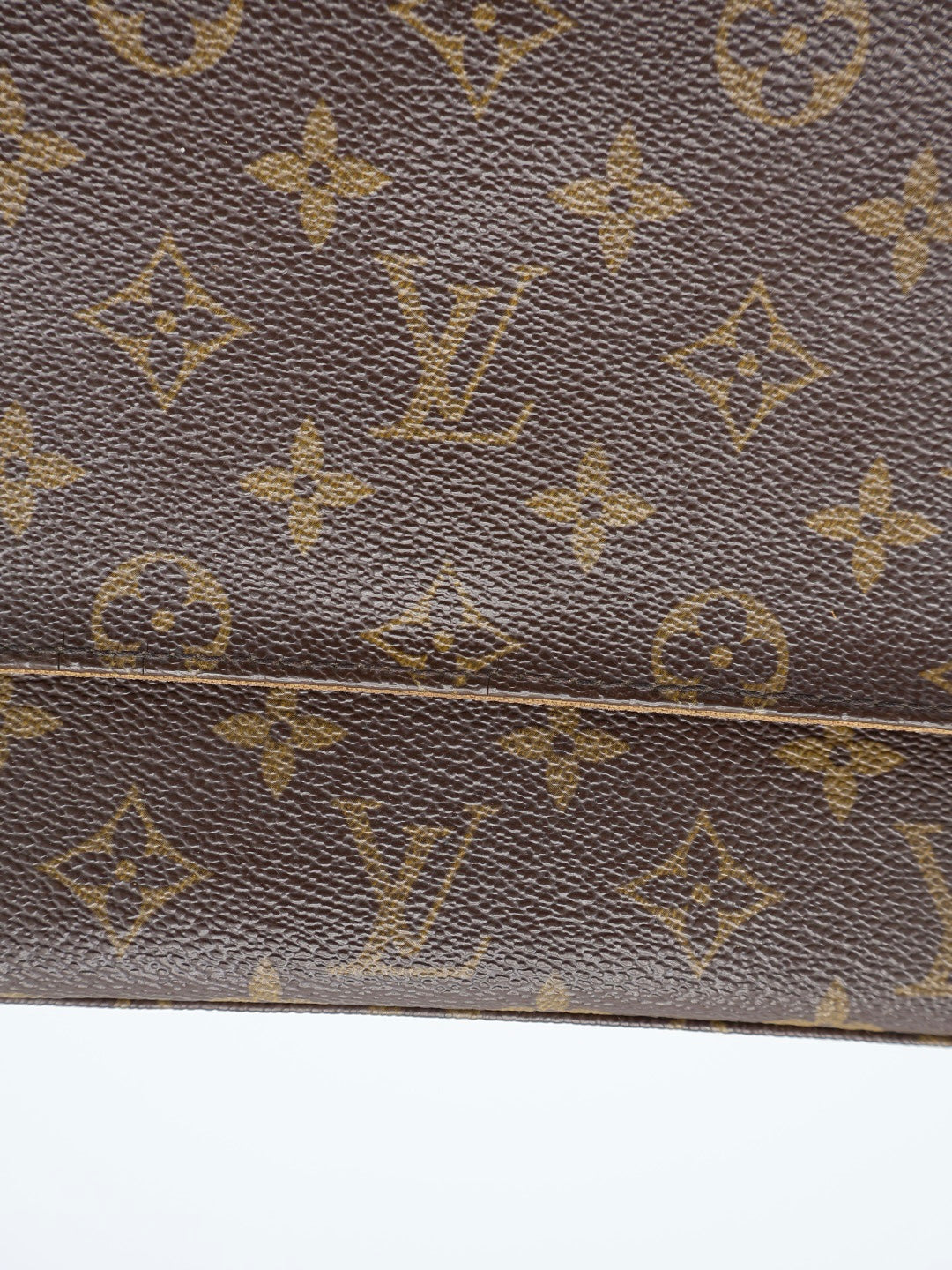 LOUIS VUITTON LOOPING PM