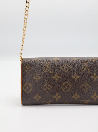 LOUIS VUITTON POCHETTE TWIN PM