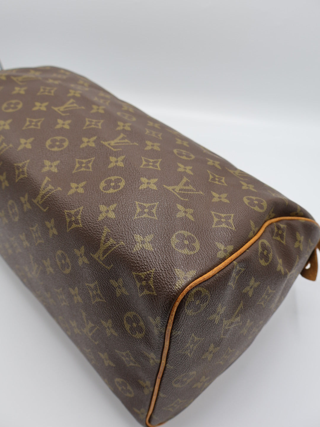 LOUIS VUITTON SPEEDY 35