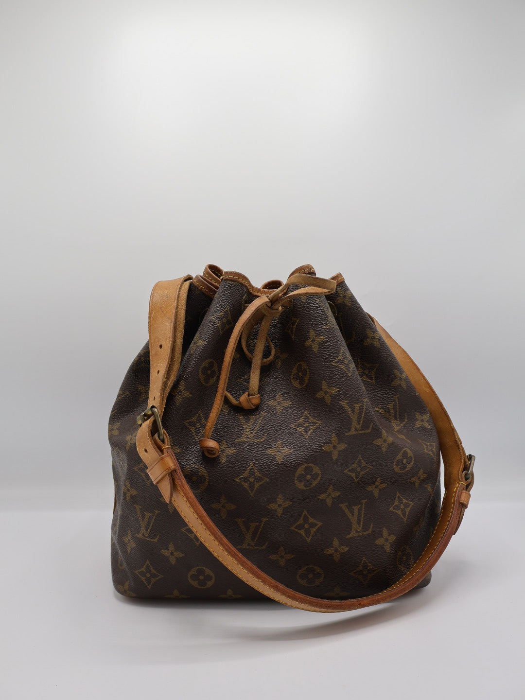 LOUIS VUITTON PETIT NOÉ