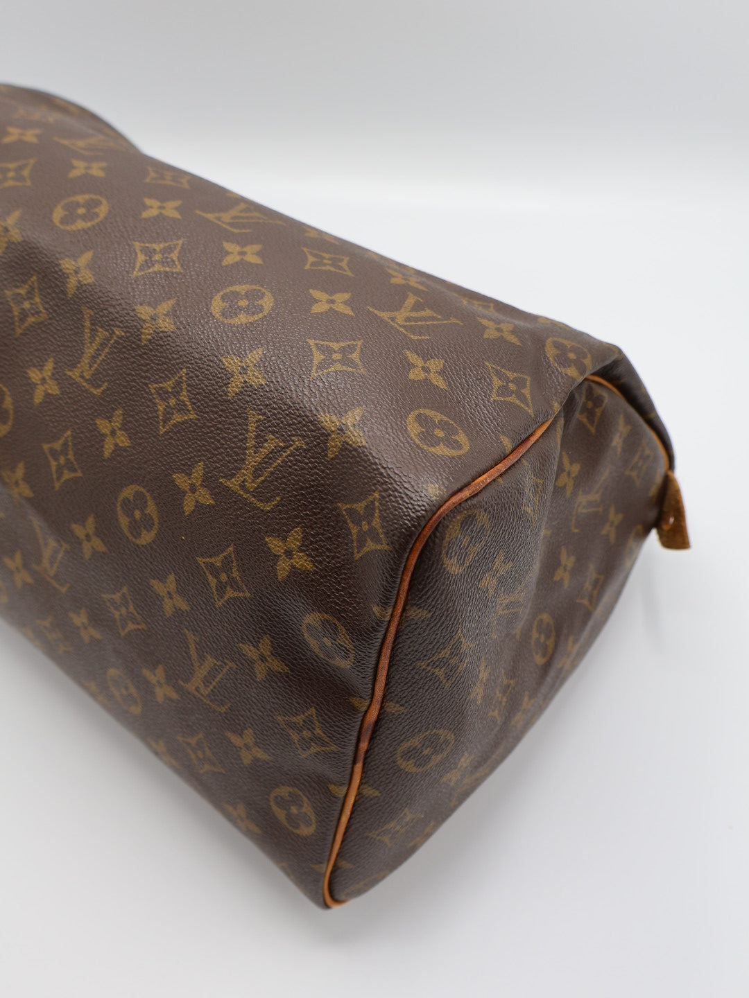 LOUIS VUITTON SPEEDY 35