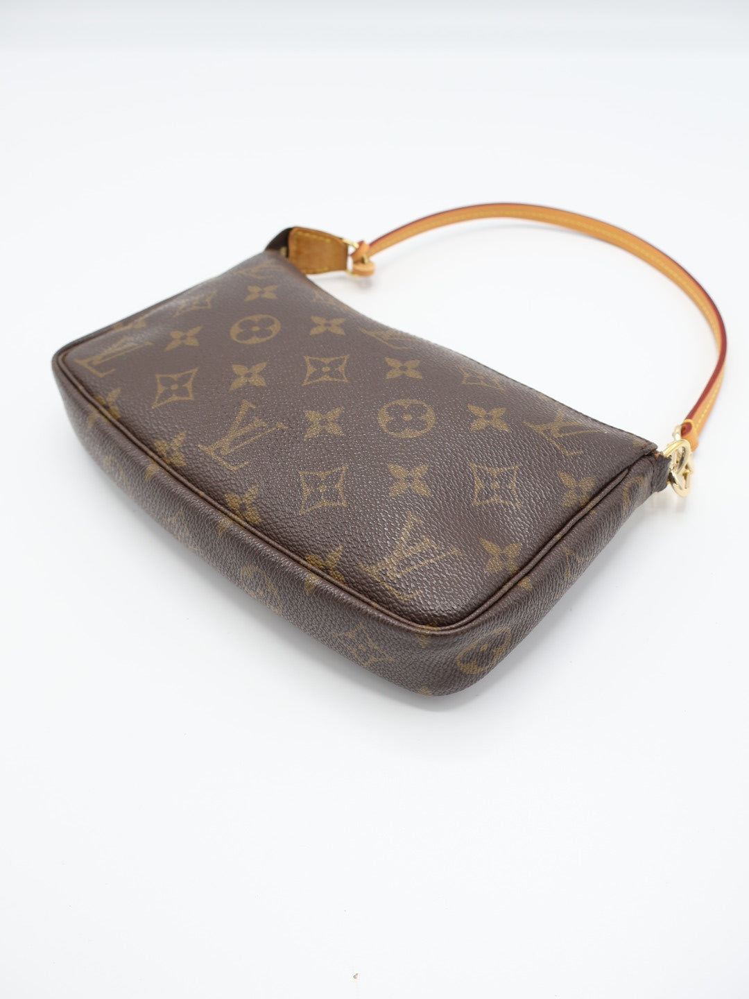 LOUIS VUITTON POCHETTE ACCESSOIRES