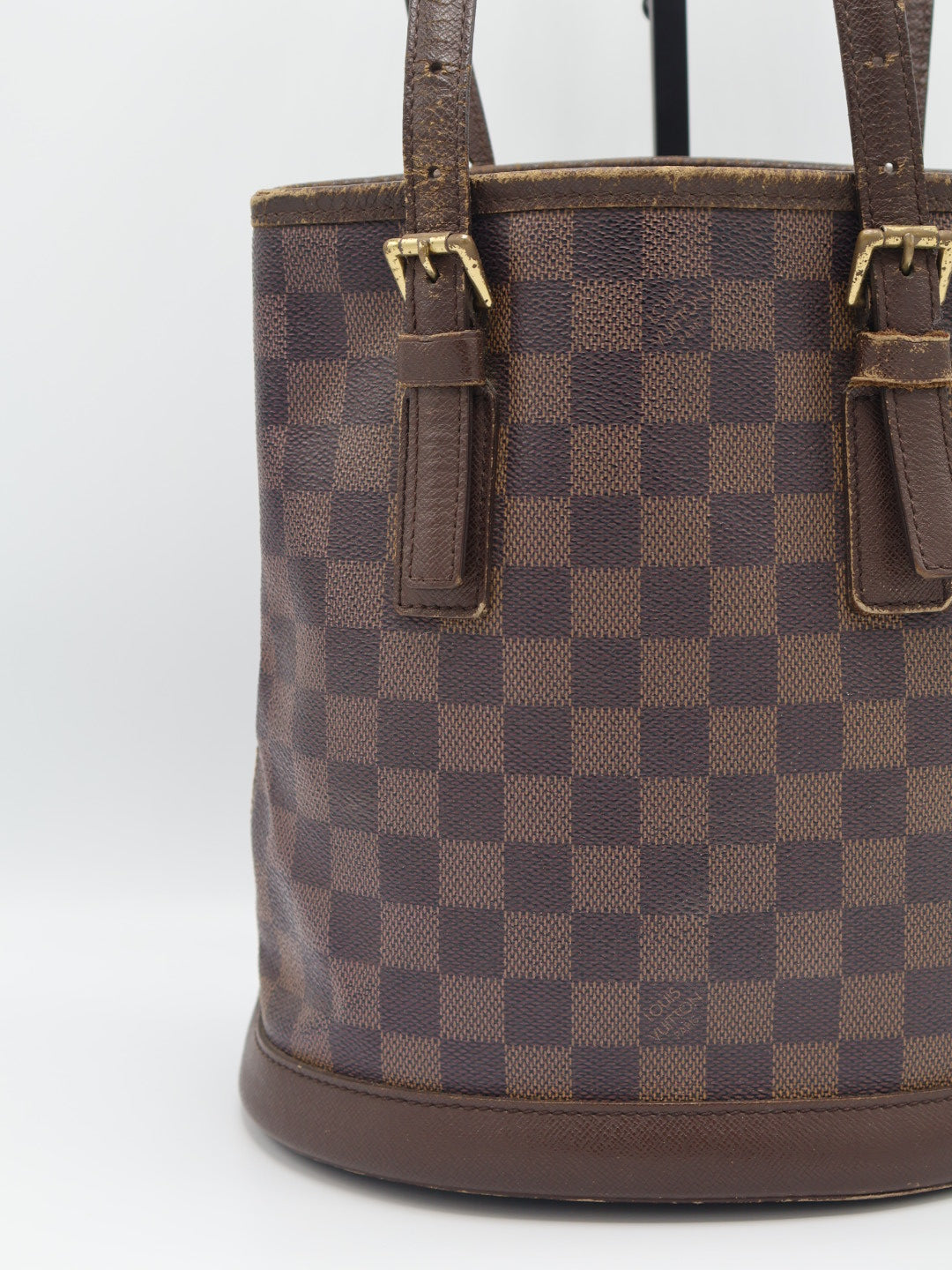 LOUIS VUITTON MARAIS BUCKET