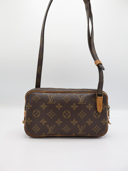 LOUIS VUITTON MARLY BANDOULIÈRE