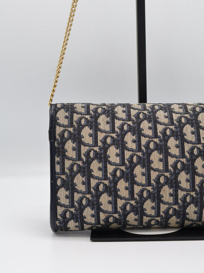 CHRISTIAN DIOR SHOULDER BAG