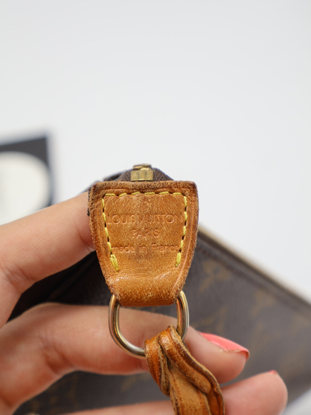 LOUIS VUITTON POCHETTE ACCESSOIRES