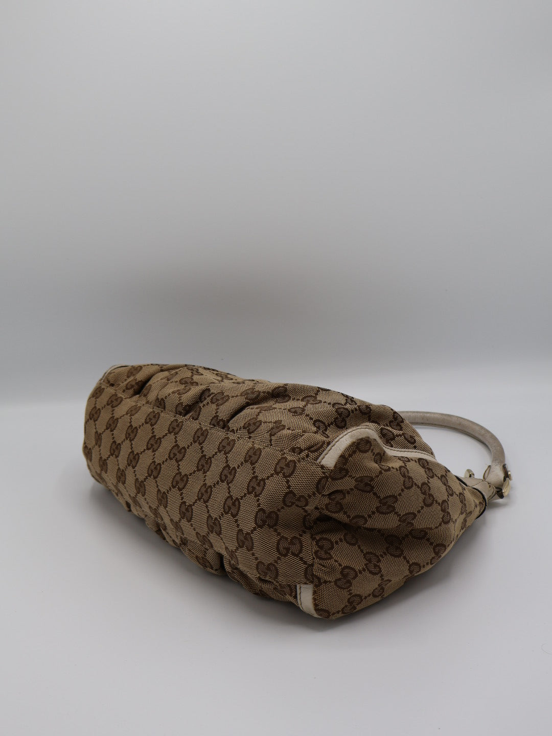 GUCCI ABBEY D-RING BAG