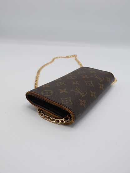 LOUIS VUITTON POCHETTE TWIN PM