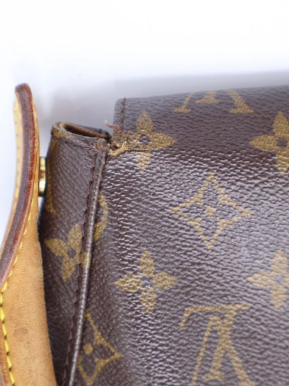 LOUIS VUITTON LOOPING PM