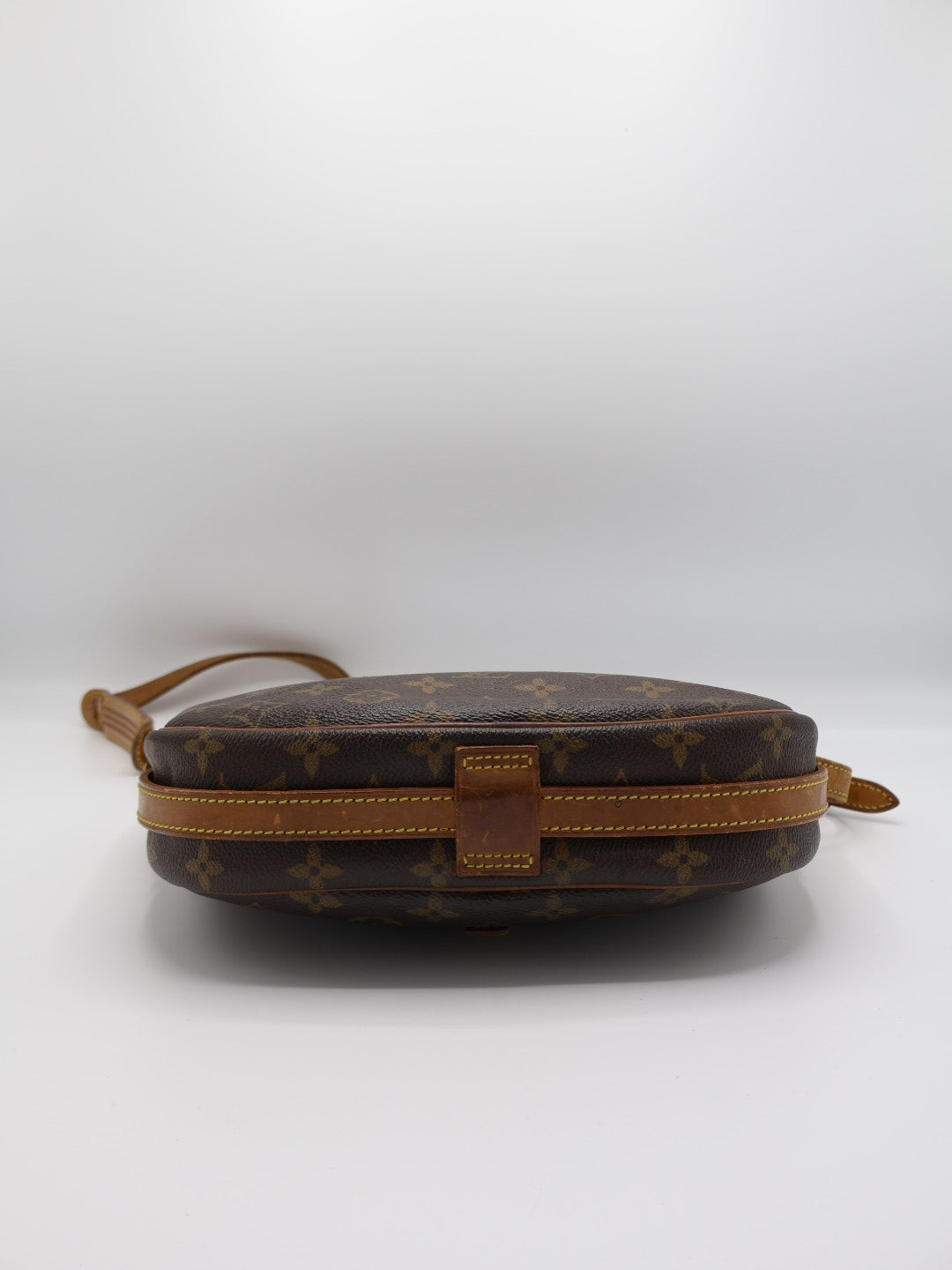 LOUIS VUITTON JEUNE FILLE MM