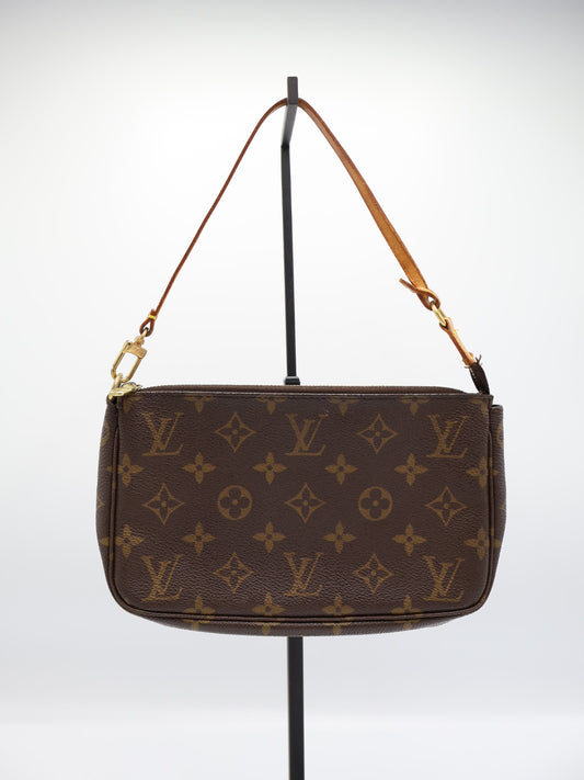 LOUIS VUITTON POCHETTE ACCESSOIRES