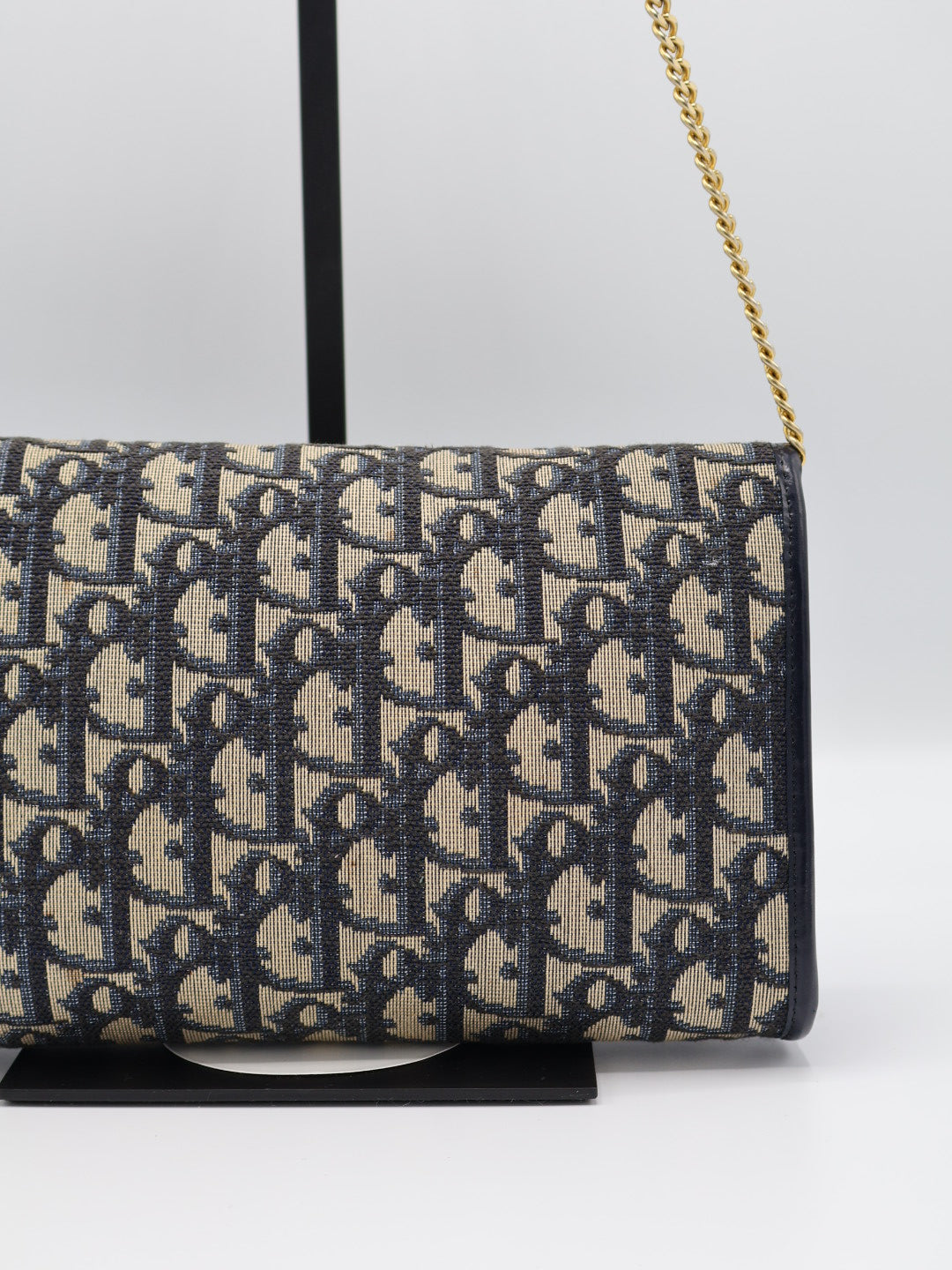 CHRISTIAN DIOR SHOULDER BAG