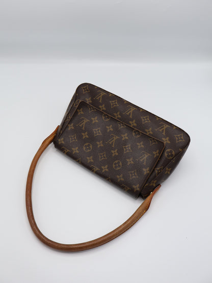 LOUIS VUITTON LOOPING PM