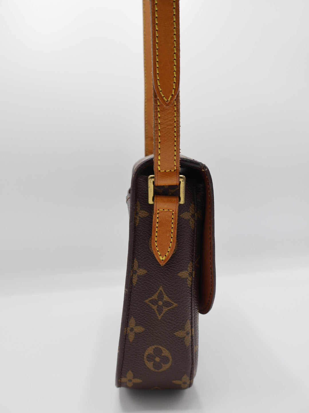 LOUIS VUITTON SAINT CLOUD MM