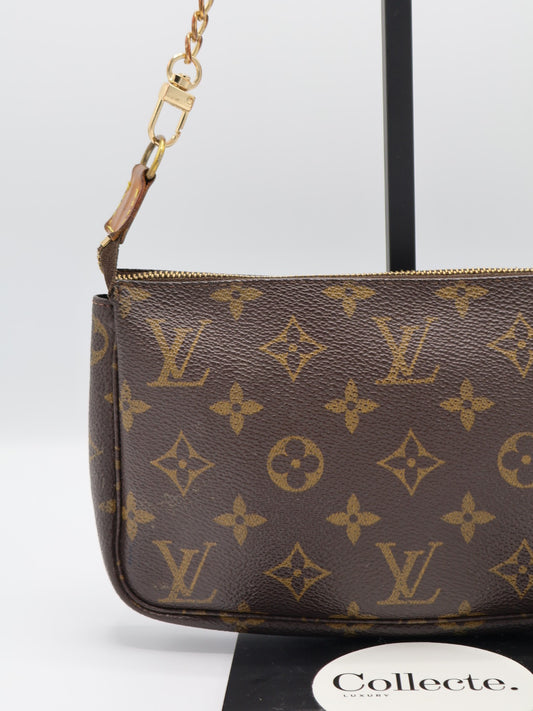 LOUIS VUITTON POCHETTE