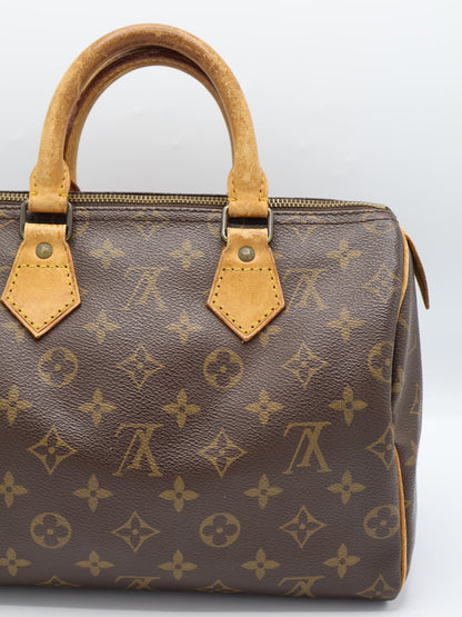 LOIS VUITTON SPEEDY 25