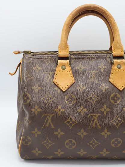 LOIS VUITTON SPEEDY 25