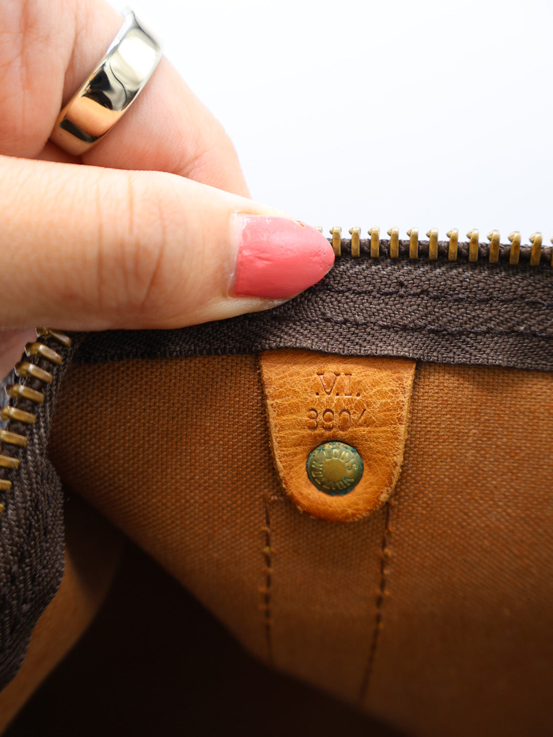 LOUIS VUITTON KEEPALL 50