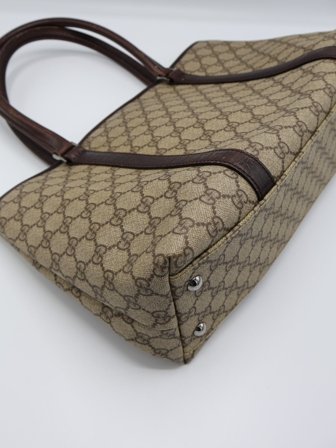GUCCI SUPREME CANVAS TOTE