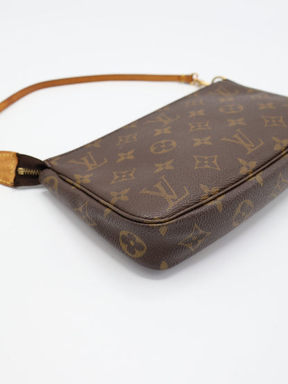 LOUIS VUITTON POCHETTE ACCESSOIRES