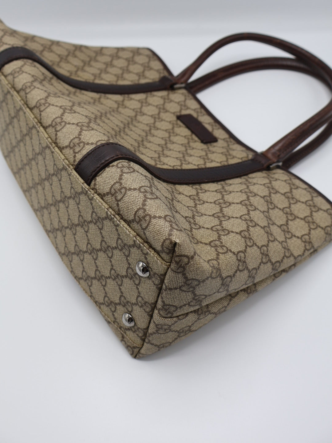 GUCCI SUPREME CANVAS TOTE