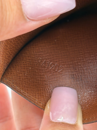 LOUIS VUITTON PORTEMONNEE SMALL