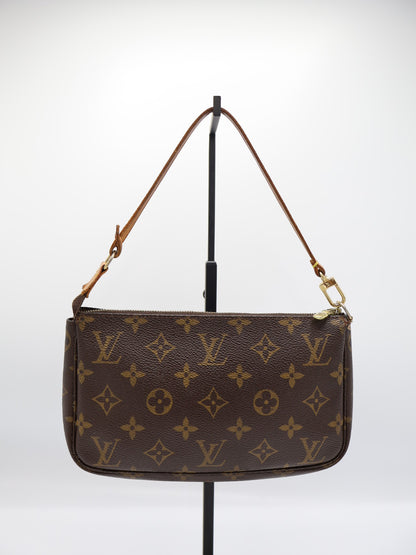 LOUIS VUITTON POCHETTE ACCESSOIRES