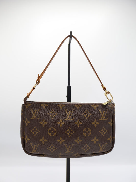 LOUIS VUITTON POCHETTE ACCESSOIRES