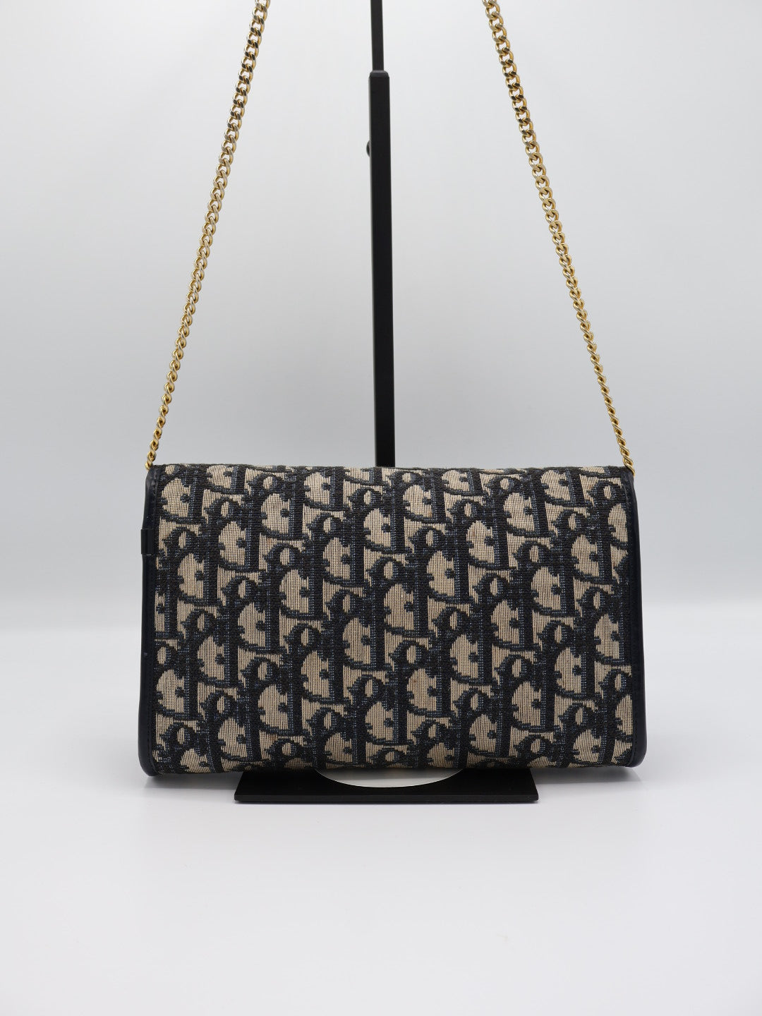 CHRISTIAN DIOR SHOULDER BAG