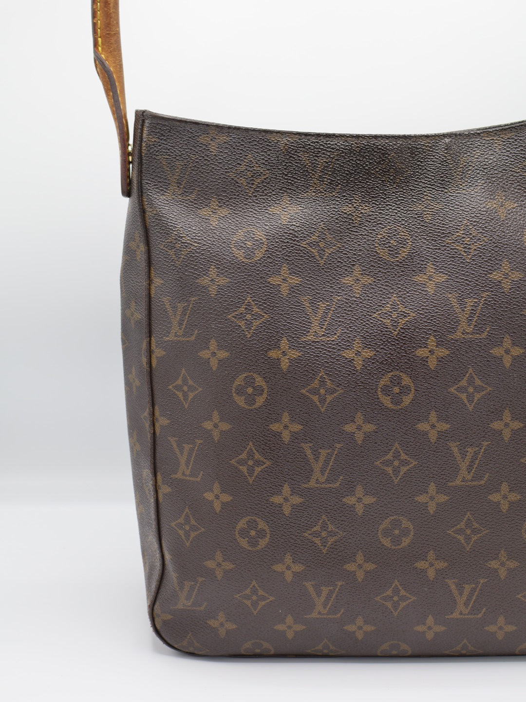 LOUIS VUITTON LOOPING GM