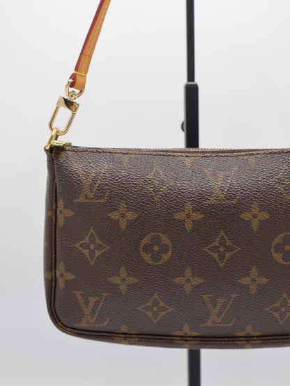 LOUIS VUITTON POCHETTE ACCESSOIRES