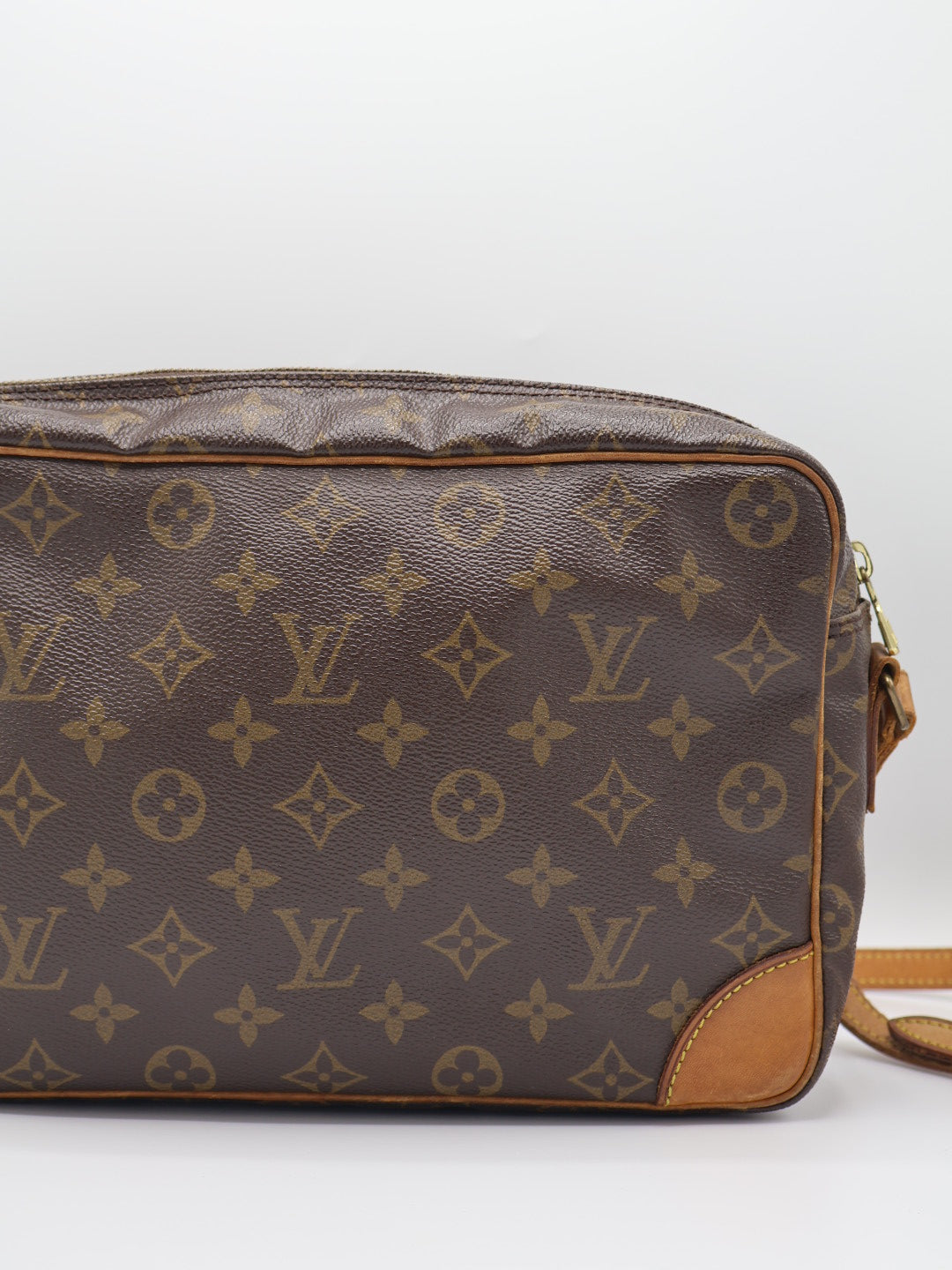 LOUIS VUITTON TROCADERO 30