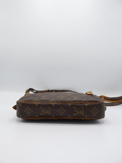 LOUIS VUITTON MARLY BANDOULIÈRE