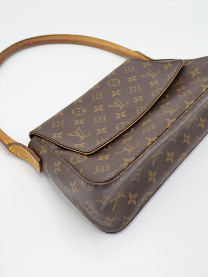 LOUIS VUITTON LOOPING PM