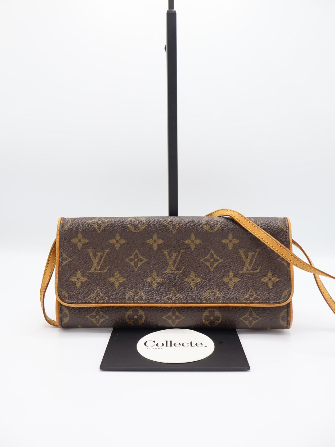 LOUIS VUITTON POCHETTE TWIN