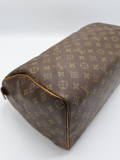 LOUIS VUITTON SPEEDY 35