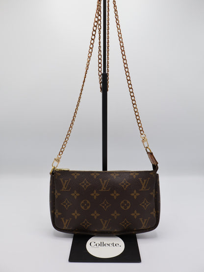 LOUIS VUITTON POCHETTE