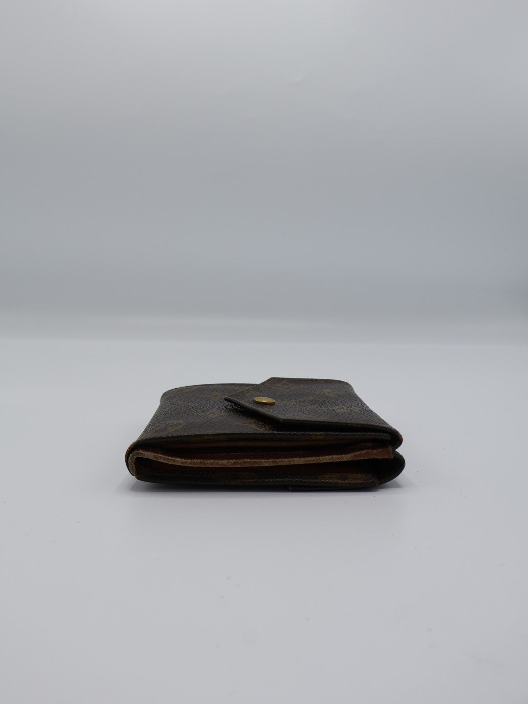 LOUIS VUITTON PORTEMONNEE MIDDEL