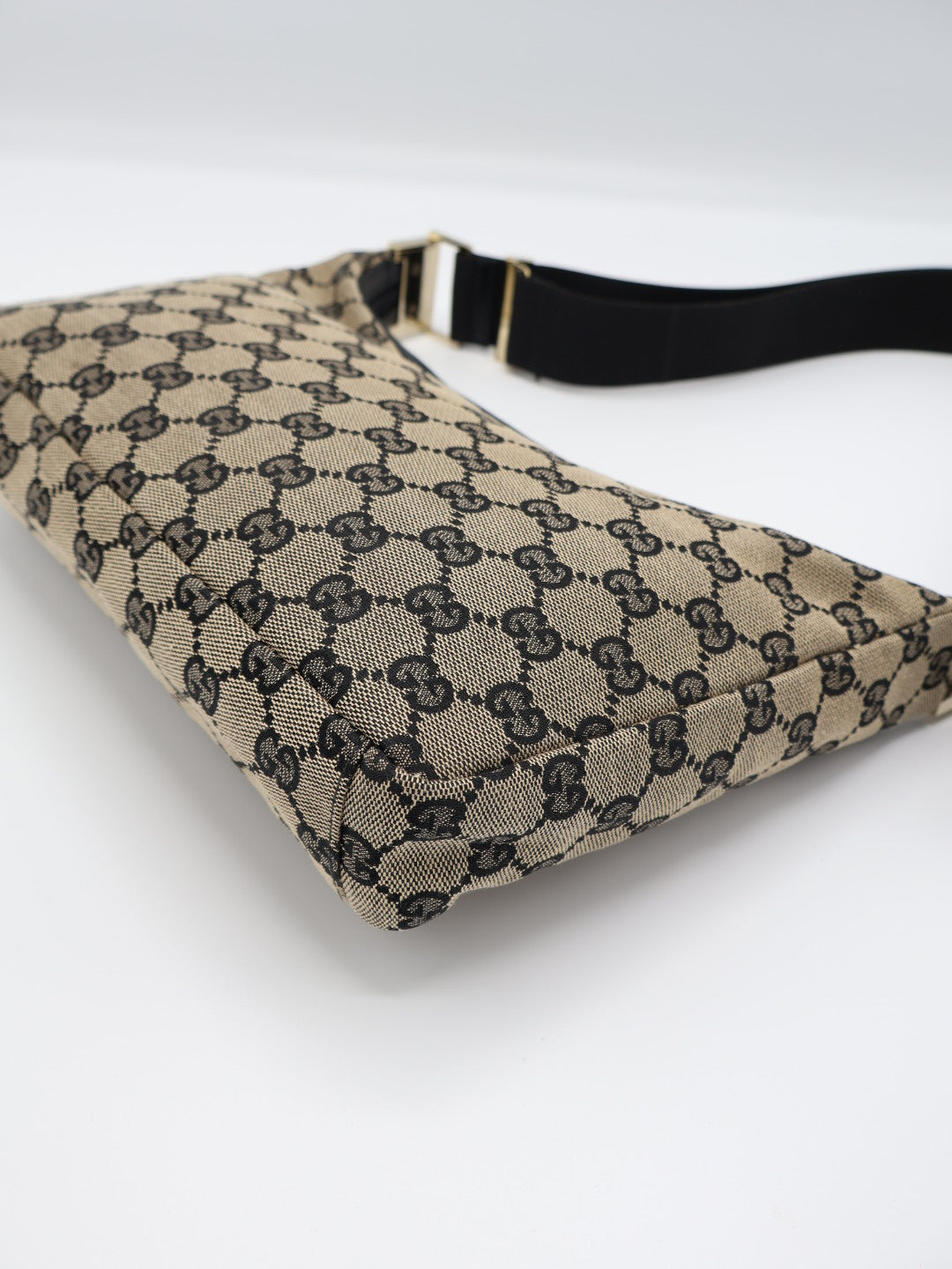 GUCCI CANVAS BLACK
